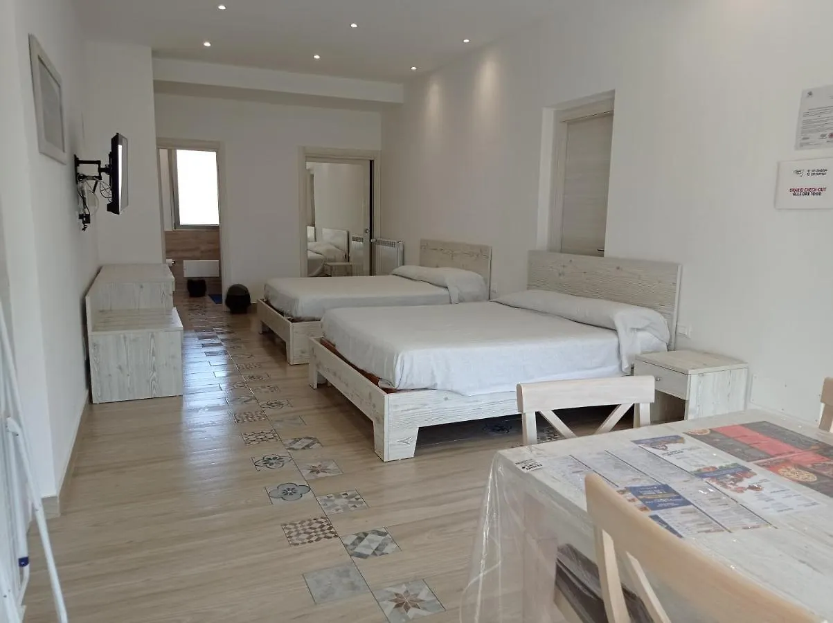 Sicily Rooms Appartamenti 카리니 게스트하우스