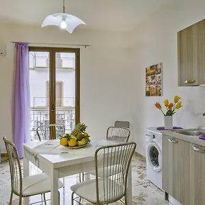  Casa vacanze Arricàmpati Family Apartment&rooms Italia